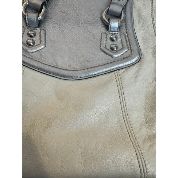 Coach Ashley White and Silver Leather Satchel Shoulder Bag F19247 - Picture 11 of 12